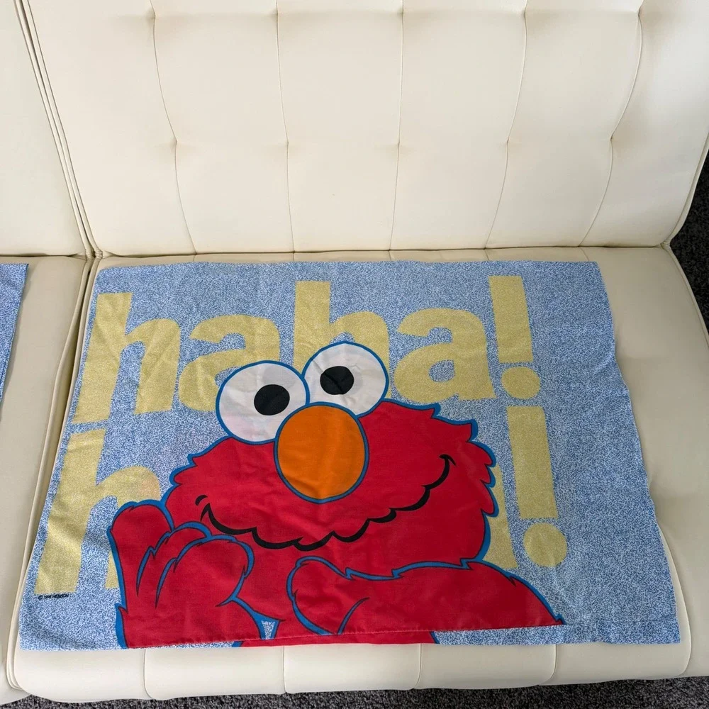90s Vintage‎ Elmo Standard Pillowcases Ha Ha Laughing Sesame Street Set of 2